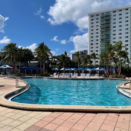 מיאמי ביץ' Sunny Isles Comfor Apartments Ocean Reserve מראה חיצוני תמונה
